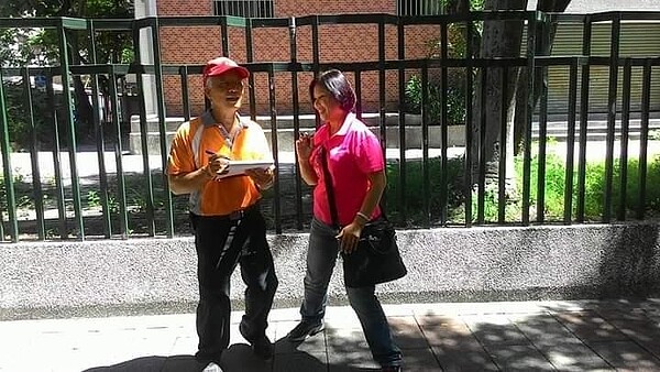 被稱佛心里長的江水龍(左)。圖/里長提供