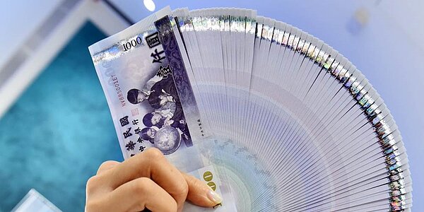 壽險業承作的保單紓困貸款進入最後倒數六個工作天。圖/中時報系資料照