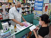 國際藥師節快樂！社區藥師防疫助攻　為民眾健康把關