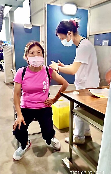 丘麗玲直言「從來沒有想過自身的安全」。圖/取自丘麗玲臉書