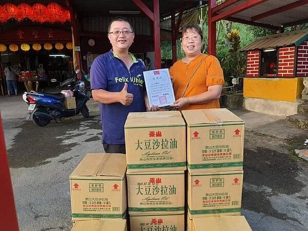 「救急不救窮」,希望里民自立更生。圖/陳忠賢攝