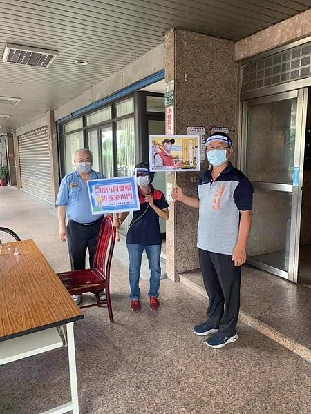 巡守隊都是元老級。圖/陳忠賢攝