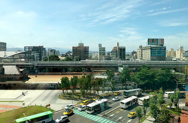 在中部科學園區帶動下,加上台中市總人口數已穩坐六都第二位,房市剛性需求強勁,帶動房市穩健成長。圖/永慶房產集團提供