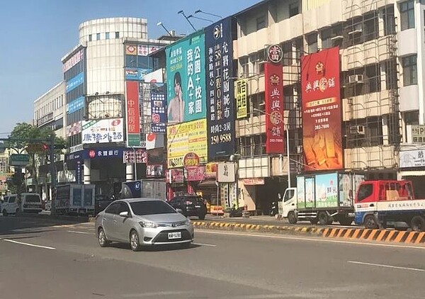 南台灣建商清景麟團隊和白天鵝機構合作，在台南東區新都心推出的巴克禮PARK系列。示意圖／聯合報