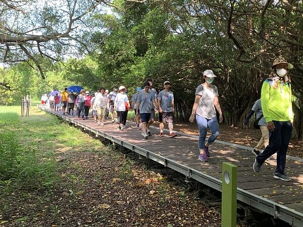 「長勝營區市地重劃工程-長勝公園」開發案,打破「土地重劃工程」以往舊思維,採尊重及保留原有生態綠色資源及舊有營區文化景觀,形成特色遊憩區。圖/台南市政府提供