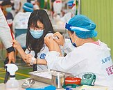 BNT校園開打　5件嚴重不良通報