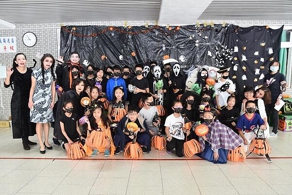 健康國小萬聖節活動。圖/截自健康國小網站 校長提供