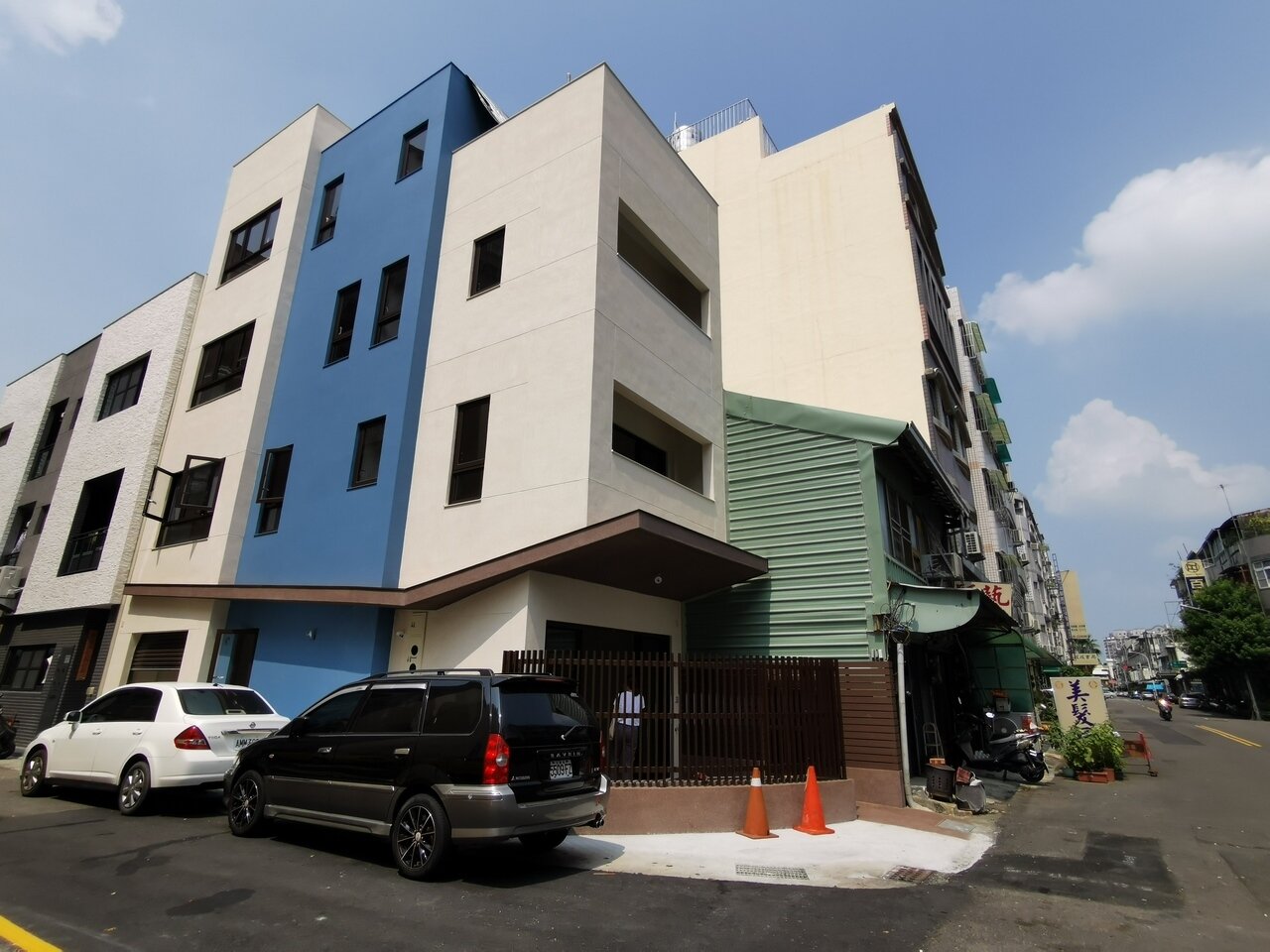 嘉市吳姓市民的老屋重建,向市府申請危老建物重建獲獎勵補助,危老舊屋變華麗新厝。記者卜敏正/攝影