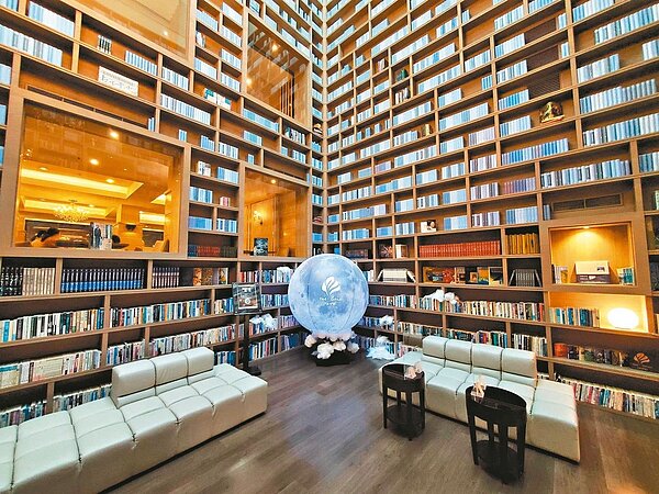 北投在地溫泉響應白晝之夜裝置藝術。圖/文化局提供