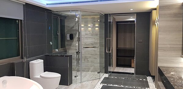 原PO最滿意衛浴的裝潢。圖/擷取自《佈置藏在生活裡》