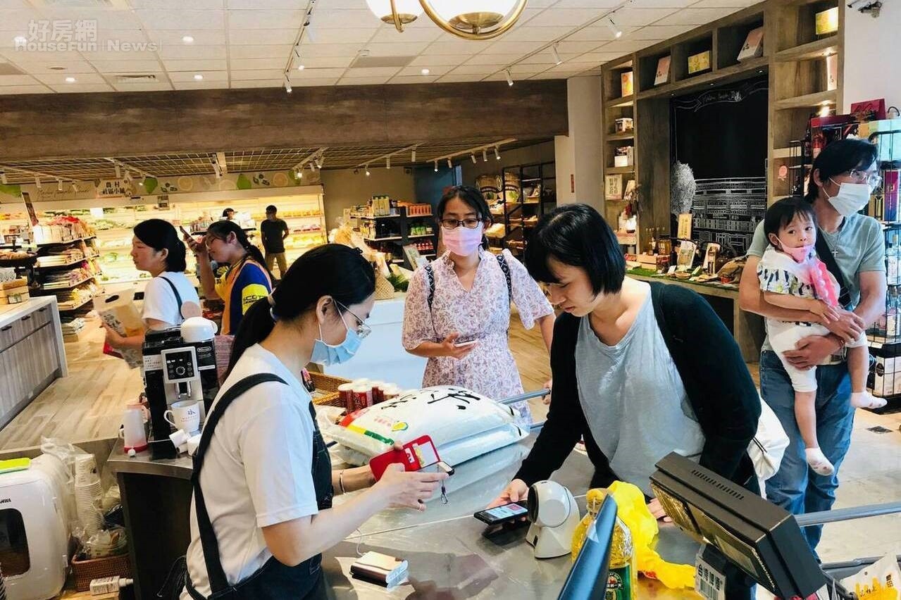 去年農遊券為農會超市創造驚人業績。圖/聯合報系資料照