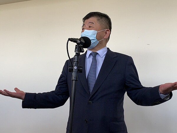 衛福部長陳時中6日於立院表示,開放曙光近了,如果第一劑疫苗覆蓋率達七成以上,就可討論解禁措施。圖/聯合報記者陳雨鑫