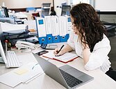 迎接25K時代！基本工資調漲5％定案　人力銀行點「最大受益群」