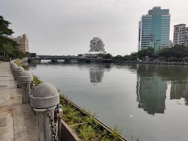 風光明媚的愛河畔發生多起溺斃事件,今年8、9月間更高達7死,且多為高齡長輩,密度之高引發關注。圖/聯合報系資料照片