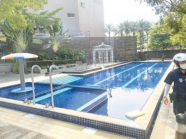 台中市西屯區福華飯店,10日發生一起小朋友在游泳池觸電的意外。(民眾提供/陳世宗台中傳真)