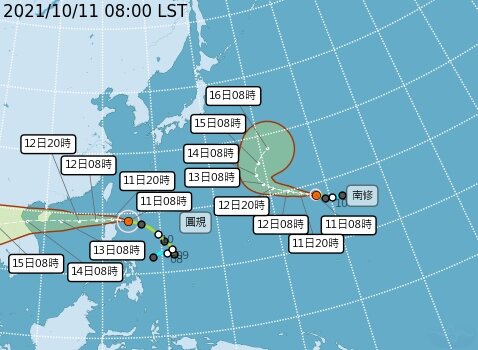 圓規颱風逐步接近，受到外圍環流影響，中央氣象局針對部分地區提高降雨警戒，警戒範圍也擴大至11縣市。（圖／中央氣象局）