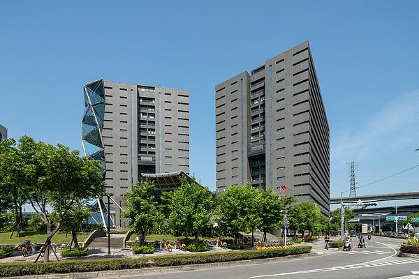 中央合署辦公大樓。圖 /鄉林不動產提供