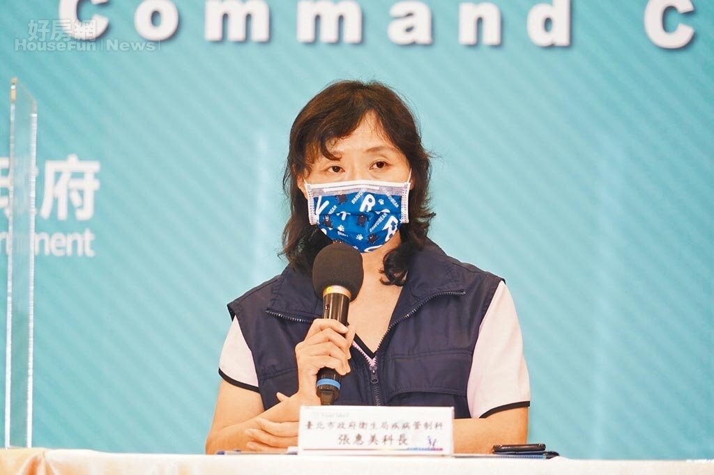 北市衛生局疾管科長張惠美昨說明,是行政人員誤選成「K004C」上一批疫苗批號,並非打到過期疫苗。圖 /北市府提供;中國時報記者游念育台北傳真
