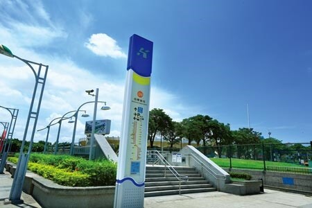 高雄捷運橘線O9技擊館站。圖∕顏瑞田