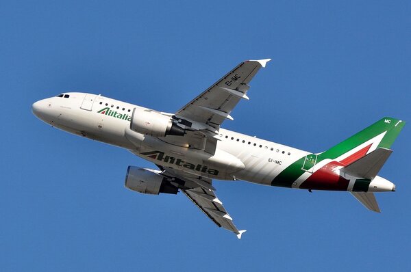 已有75年歷史的義大利航空公司（Alitalia）14日正式結束營運。圖／維基百科