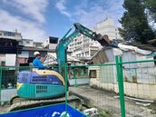 60餘年的台南新營第二市場拆除中　明年底走入歷史