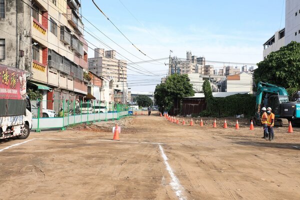 太平市民大道第二期工程於今天（21日）開工。圖／台中市建設局提供