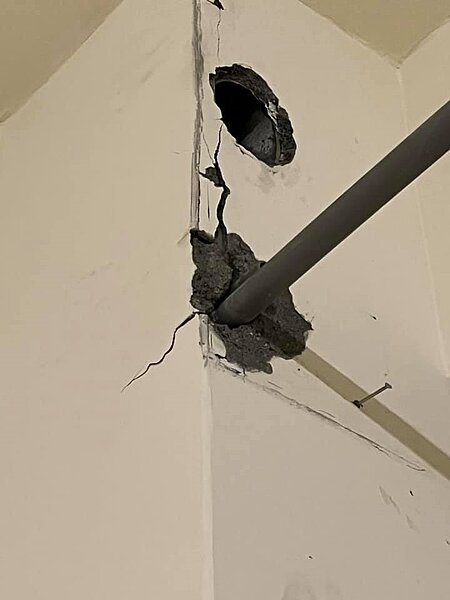 買二手屋拆裝潢…「樑柱缺陷」原形畢露！網嚇：前屋主有夠天