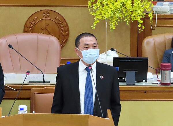 新北市長侯友宜指出,捷運新北樹林線(萬大中和樹林線第二期工程)已和台北市達成協議,未來將由新北市負責興建;捷運汐東線規劃也與交通部取得共識,將送交行政院審核。圖/新北市政府