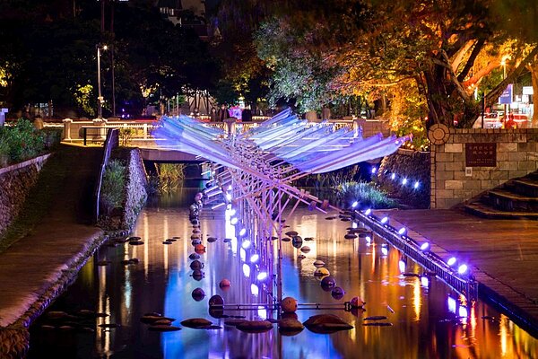 2021新竹光臨藝術節壓軸光雕展開展4天已突破124萬參觀人次。圖/新竹市政府提供