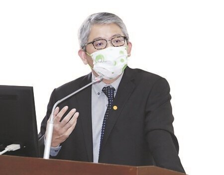 立法院內政委員會27日審查「土地法」增訂條文,內政部次長花敬群指出,修法後將要求政府每年主動通知被徵收土地使用情形。圖∕姚志平