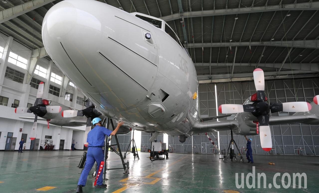 屏東空軍基地內機棚一景。聯合報系資料照片/記者劉學聖攝影