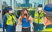 女硬要混打BNT不成　罵警垃圾被銬走