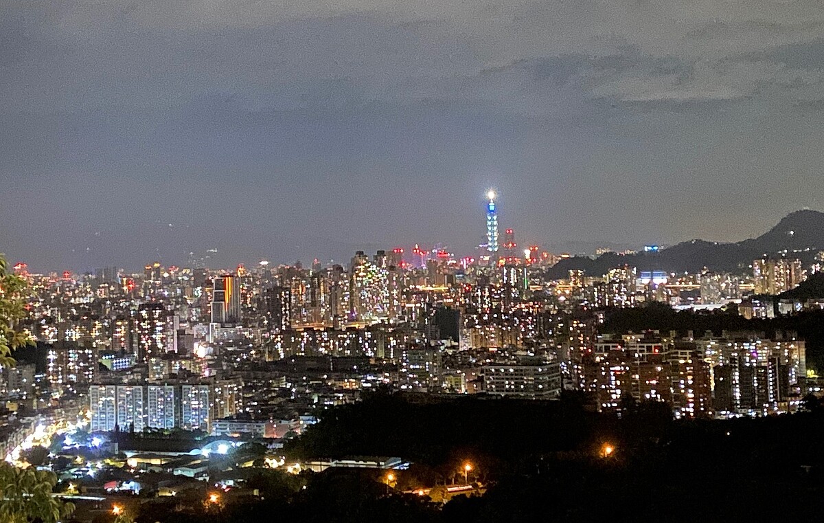 網友自述有200萬存款,詢問大家會建議儘快買房嗎?示意圖/好房網News記者胡琪俐攝