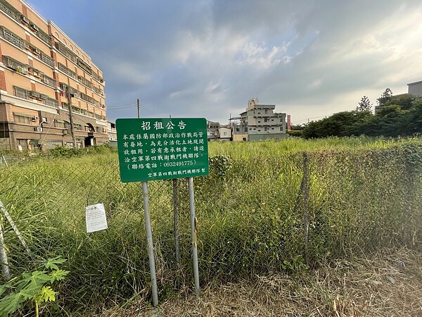 嘉義市東區社宅的基地，確定於吳鳳南路及芳安路口。記者林伯驊／攝影 