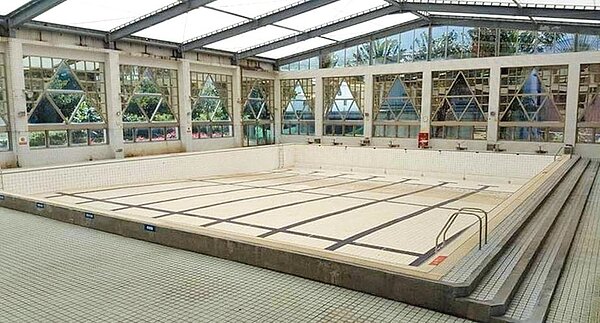 斥資1億元興建的八里東海運休中心，20年來3度營運不善停業，八里區公所表示，已委託專家進行消費者意願調查，並持續找尋適合的業者經營。圖／鄭宇恩服務處提供；中時記者戴上容新北傳真