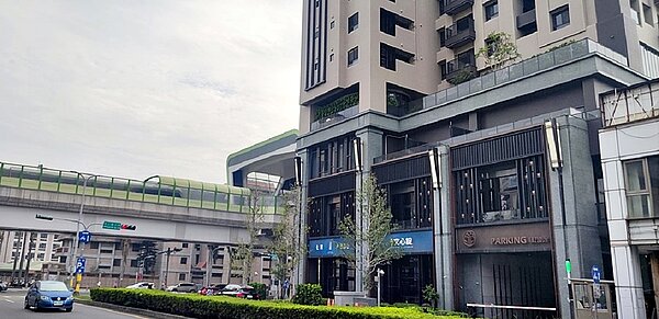 台中捷綠線目前運量已累積突破200萬人次,觀察捷運通車後購屋數據,台中文心路沿線軌道經濟發酵猛,吸引眾多建商進場推案。圖/業者提供