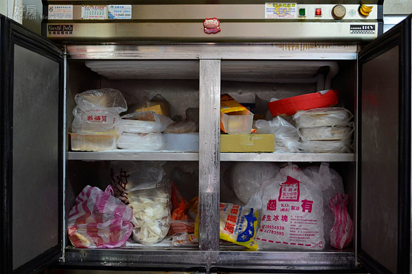 颱風天,儲存食物,冰箱,緊急糧食,防颱準備,居家安全。(好房News記者 陳韋帆/攝影)