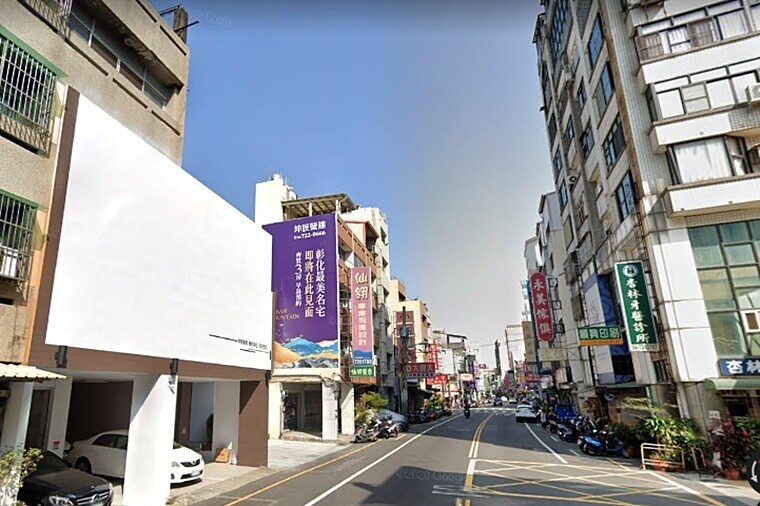 彰化市購地最熱路段是位於彰化火車站前特區的中正路,中正路是彰化火車站的主要幹道,發展成熟、生活機能完善,也有熱門學區,為區域房市撐盤。圖/google map