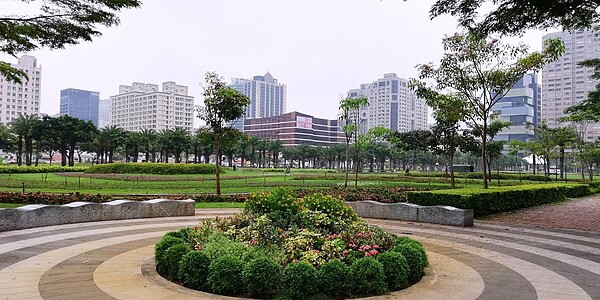 高雄市都計區的已開闢公園綠地，佔比達6.42％，為全台最綠城市，圖為高雄市凹子底森林公園。圖／台灣房屋提供