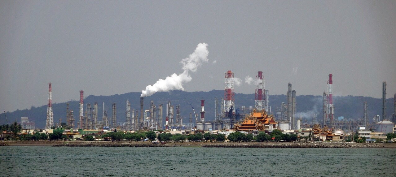 圖為高雄林園石化工業區。記者劉學聖/攝影