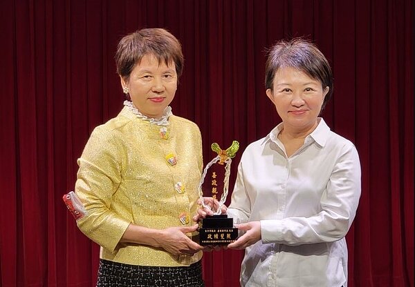 中華民國工商建設研究會理事長林麥升今(9)日由率領會員拜會台中市政府。圖/台中市府提供