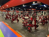 政策大轉彎！World Gym 11／13恢復提供毛巾