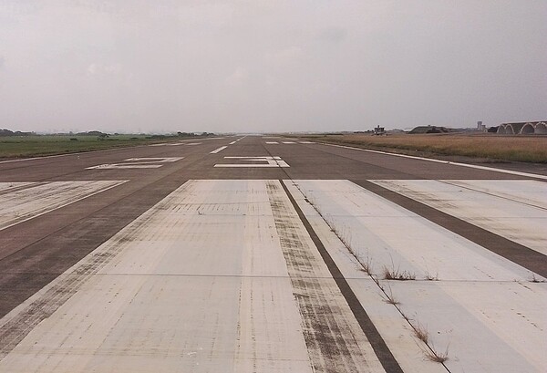 桃園航空城計畫開發案「終於要動工了」! 明天下午將在大園區前海軍基地(見圖)動工。圖/記者曾增勳攝