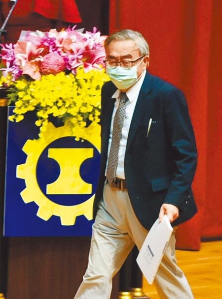 全國工業總會11日舉辦第75屆工業節慶祝大會，工業總會理事長王文淵表示，今年至今台灣的經濟與產業都有很好的表現，且今年的進出口規模都有望創新高。（顏謙隆攝）