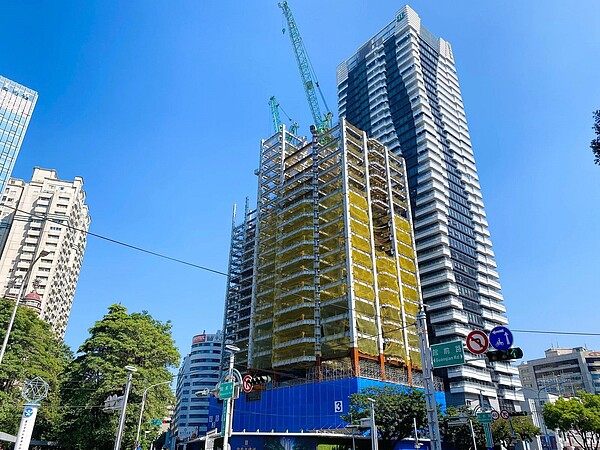 忠泰老佛爺。圖/好房網News記者嚴鈺雯攝