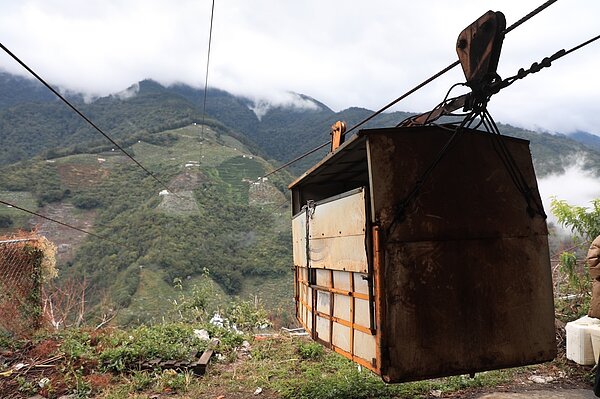 台中市和平區環山部落受限天然地勢,居民往來南湖溪缺乏安全橋梁。圖/台中市政府提供
