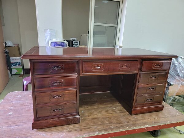 搭台中購物節熱潮,「寶之林」再生家具推6款市民限定獎。圖/台中市環保局提供