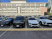 超跑惡煞金主賭博網被抄了　現金、信用、黑版三招煉金