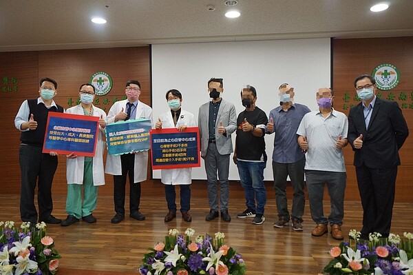 台南市立安南醫院心臟血管中心昨天記者會中有多名南科相關的病患參與。圖/安南醫院提供