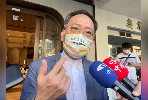 台北市副市長蔡炳坤今天表示,阿公店去污名化,今天起,北市府已經現勘審核核准44家萬華茶室業、阿公店自律復業。聯合報系資料照片